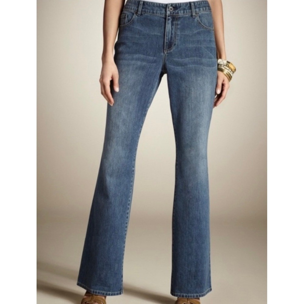Chicos Platinum Flare Jeans Womens 2 Short Medium Wash Stretch Denim 12